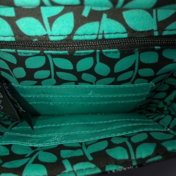 Vera Bradley Crossbody - Picture 3 of 7